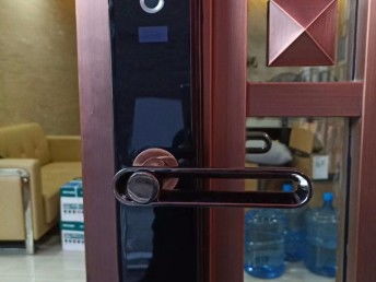 圖 蒲黃榆路修鎖公司電話正規備案單位 北京開鎖換鎖