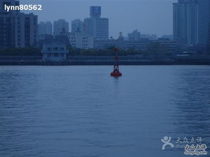 濱江鎖事 一家海濱鎖店的晨昏與浮沉