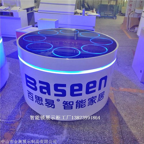 智能鎖展柜新風尚 云鎖活體指紋鎖蚌埠固鎮店展示柜款式賞析