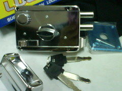 專業(yè)鎖具解析 從“無(wú)敵”大門防盜鎖到開(kāi)鎖換裝一站式服務(wù)